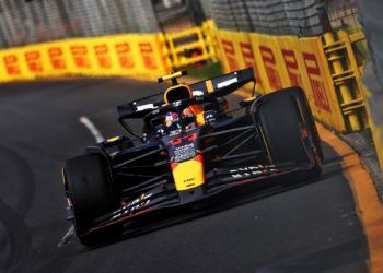 Perez given three place drop for impeding in Australia qualifying