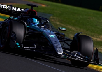 Russell not enduring same Mercedes F1 fluctuations as Hamilton