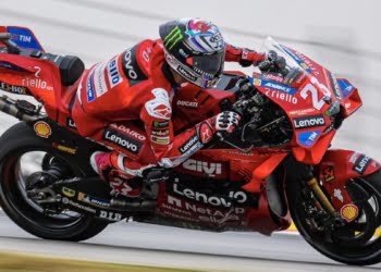 Bastianini tops FP2 in Portugal, KTM and Yamaha make Q2 cut