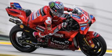 Bastianini tops FP2 in Portugal, KTM and Yamaha make Q2 cut