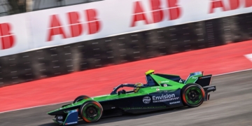 Tokyo E-Prix: Frijns tops wet-dry FP1 amid red flags