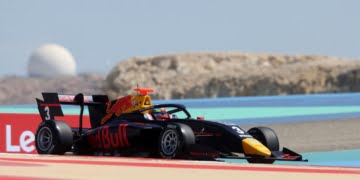 Lindblad jumps ART drivers to earn Bahrain F3 Sprint win