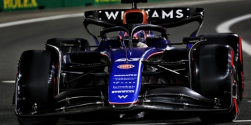 Albon ‘frustrated’ rival F1 teams made equal ‘big step’ to Williams