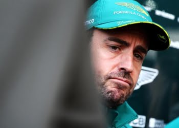 Alonso: F1 extension dependent on chances of winning races amid Mercedes F1 links