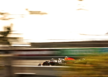 Verstappen tops FP3 at Saudi Arabian GP as Zhou crashes