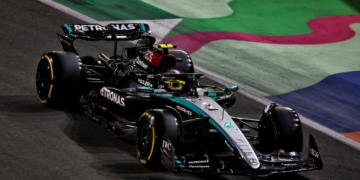 Hamilton bemoans recurring Mercedes F1 issue in Jeddah