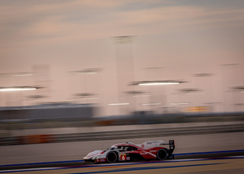 Porsche’s Estre leads with an hour to go in Qatar 1812km