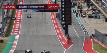 F1 Academy drivers at the start of the sprint race at the Austin Grand Prix