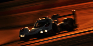 Vanthoor controls gap ahead of #93 Peugeot in Qatar