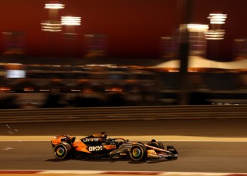 Piastri hints Red Bull sandbagging ahead of Bahrain F1 qualifying