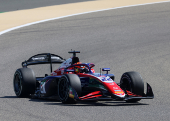 Verschoor claims Jeddah Formula 2 Sprint victory