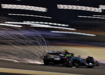 Hamilton: Overnight set-up change compromised Bahrain single-lap pace