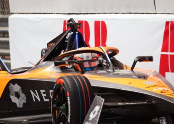 Barnard: Formula E debut ‘better than expected’ amid 20-minute warning