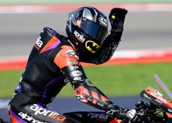 Vinales mounts comeback to win in COTA as Marquez crashes