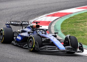 Albon: Williams awaiting upgrades to solve 2024 F1 car issues