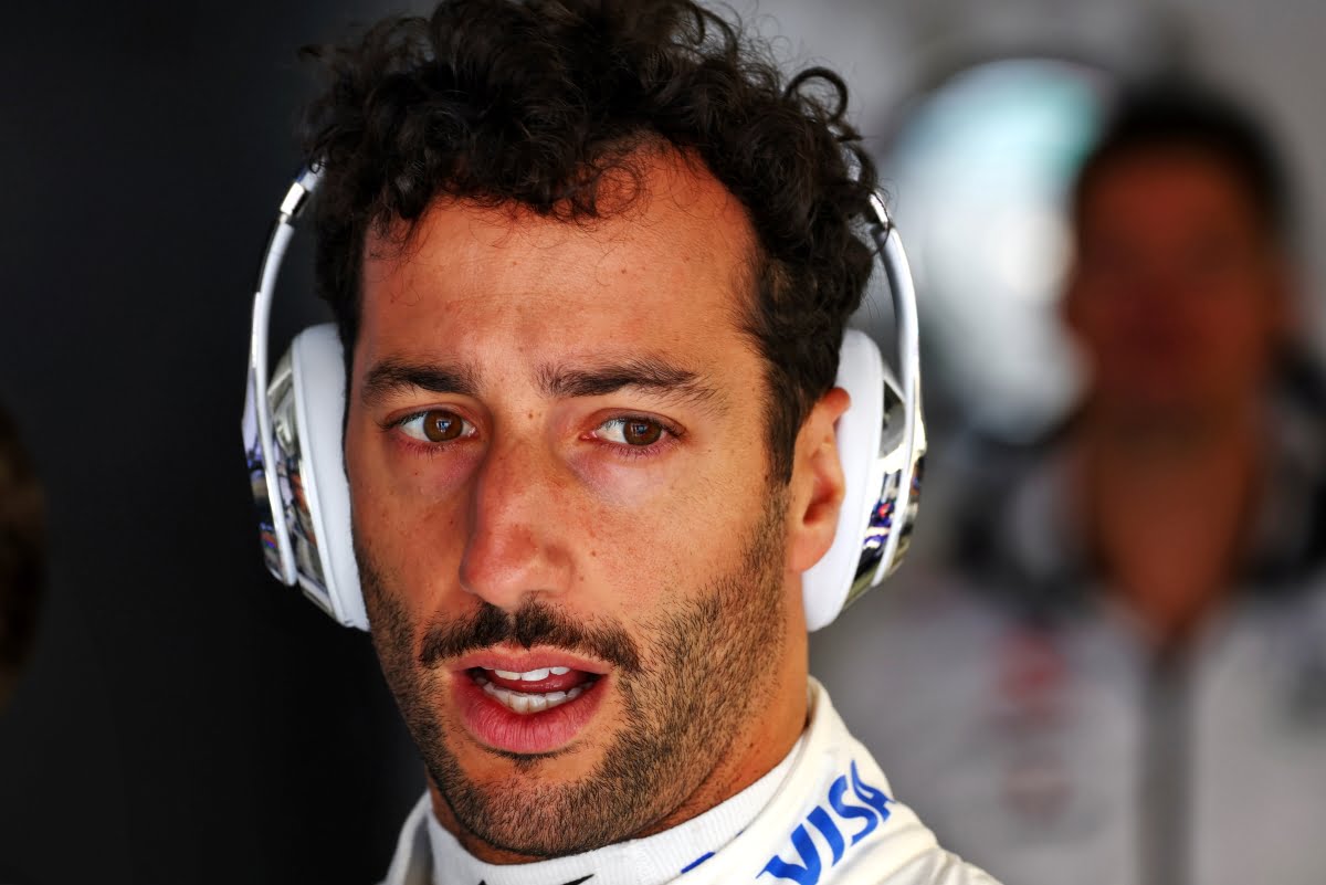 Horner: Ricciardo’s Red Bull F1 return chances in ‘Daniel’s hands ...