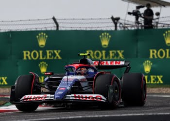 Tsunoda ‘frustrated’ with race-ending Magnussen F1 China clash