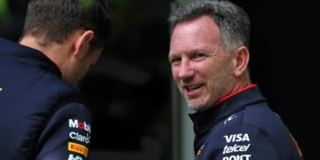 Horner on Wolff’s Verstappen F1 pursuit: ‘Mercedes are behind their customers’