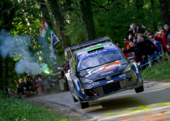 Neuville and Evans tied to a tenth!