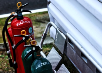 FIA plans to investigate unusual Chinese GP F1 grass fires