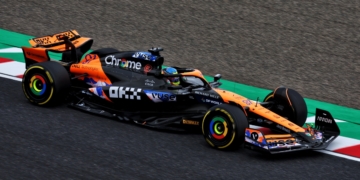 Piastri tops rain-impacted FP2 session at Suzuka with late run