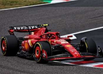 Sainz highlights key to Ferrari’s improved 2024 F1 strategic calls