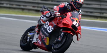 Acosta praises Jerez fans after surprise MotoGP Sprint podium finish