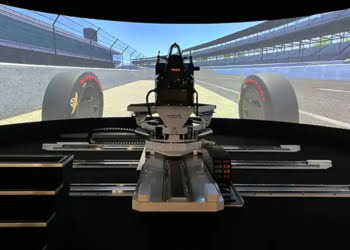 Honda unveils new racing simulator in Indianapolis