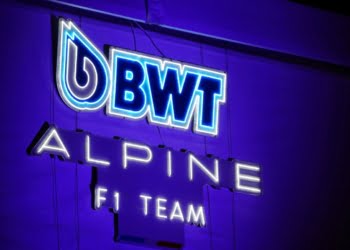 Alpine oust long-time Operations Director in latest F1 change