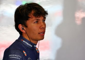 Albon held talks with rival F1 teams prior to Williams extension