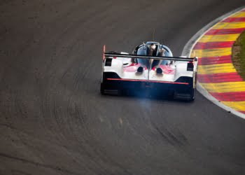 Jani leads as multi-car incident induces safety car period at Spa