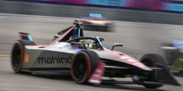 Berlin E-Prix: Mortara takes shock pole