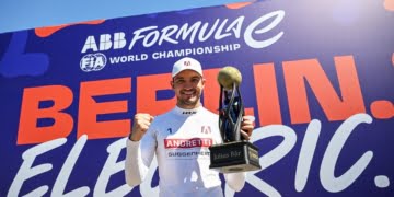 Dennis praises drivers’ skill in peloton racing