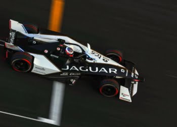 Shanghai E-Prix: Evans holds nerve to take race one win