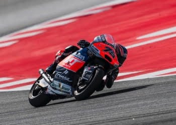 Ogura wins Catalan Moto2 race, Aldeguer crashes
