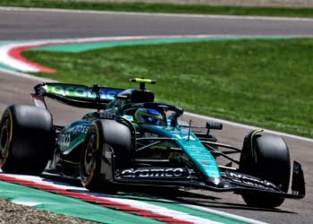 Alonso: Aston Martin ‘not blind in the dark’ over F1 car issues