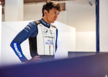 Albon non-committal on remaining with Williams F1 long-term
