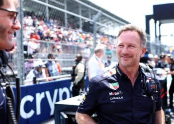 Red Bull boss issues public faith in Horner to lead F1 team