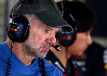 Newey ‘flattered’ Hamilton wants him to make Ferrari F1 move