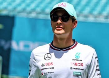 Russell: Mercedes must ‘keep on believing’ upgrades can inspire F1 progress