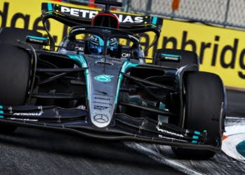Russell hints at issue with Mercedes F1 car in Miami GP
