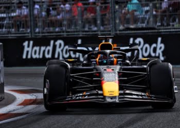 Red Bull overrule Verstappen on Miami F1 floor damage claims