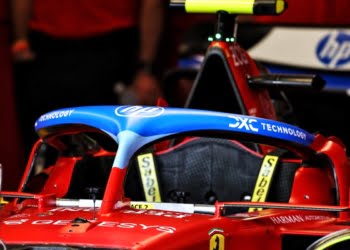 F1 seeking to reduce car weight with ‘lightweight’ halo in 2026