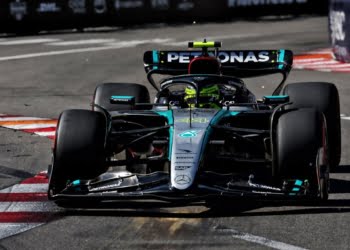 Wolff warns Mercedes could endure more F1 setbacks in 2024