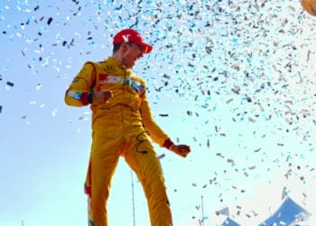 Palou stomps the field, takes IndyCar win at Laguna Seca