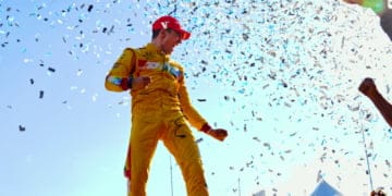 Palou stomps the field, takes IndyCar win at Laguna Seca