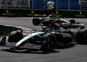 Mercedes explain choice to split strategies in F1 Canadian GP