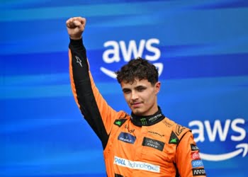 Norris insists McLaren F1 ‘should have won’ in Canada as he rues ‘wrong’ pit call