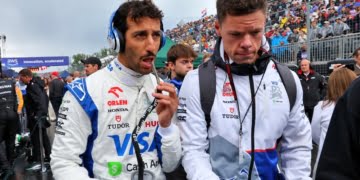 Brundle weighs in on Ricciardo/Villeneuve F1 spat with ’emotional and flawed’ claim