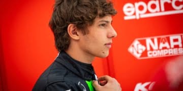 Russell adopts Antonelli stance as Mercedes F1 drive looms